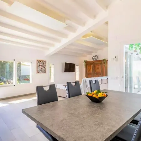 Mediterranean In With Private Pool.