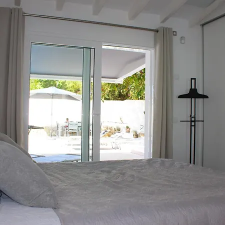 Mediterranean In With Private Pool. * קלפה