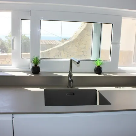 וילה Mediterranean In With Private Pool. קלפה
